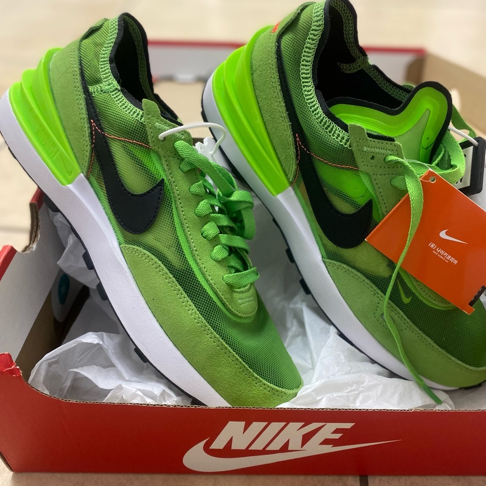 Men Nike Waffle one